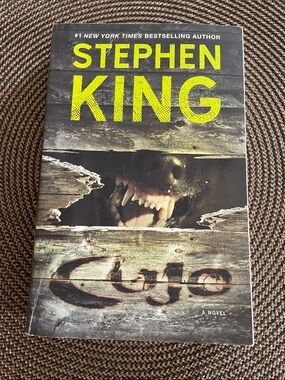 Stephen King - Cujo (Yellow & Brown Cover)